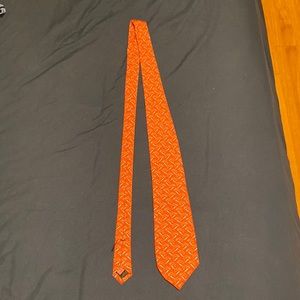 Boys Vineyard Vines neck tie